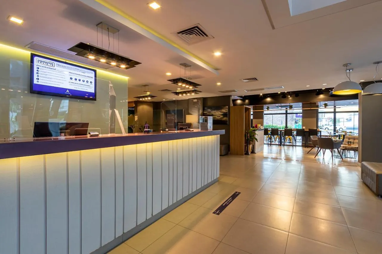 Mercure Florianópolis 4*,