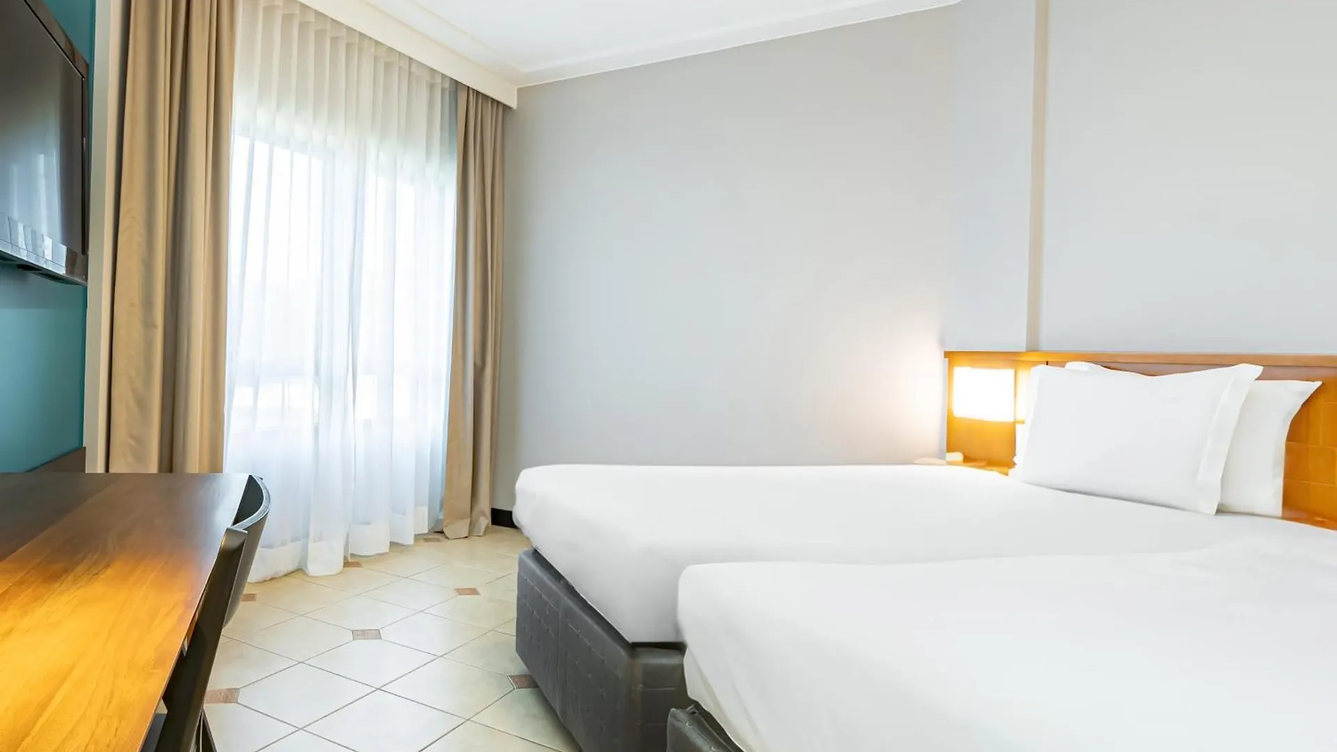 **** Hotel Mercure Florianópolis Brasil