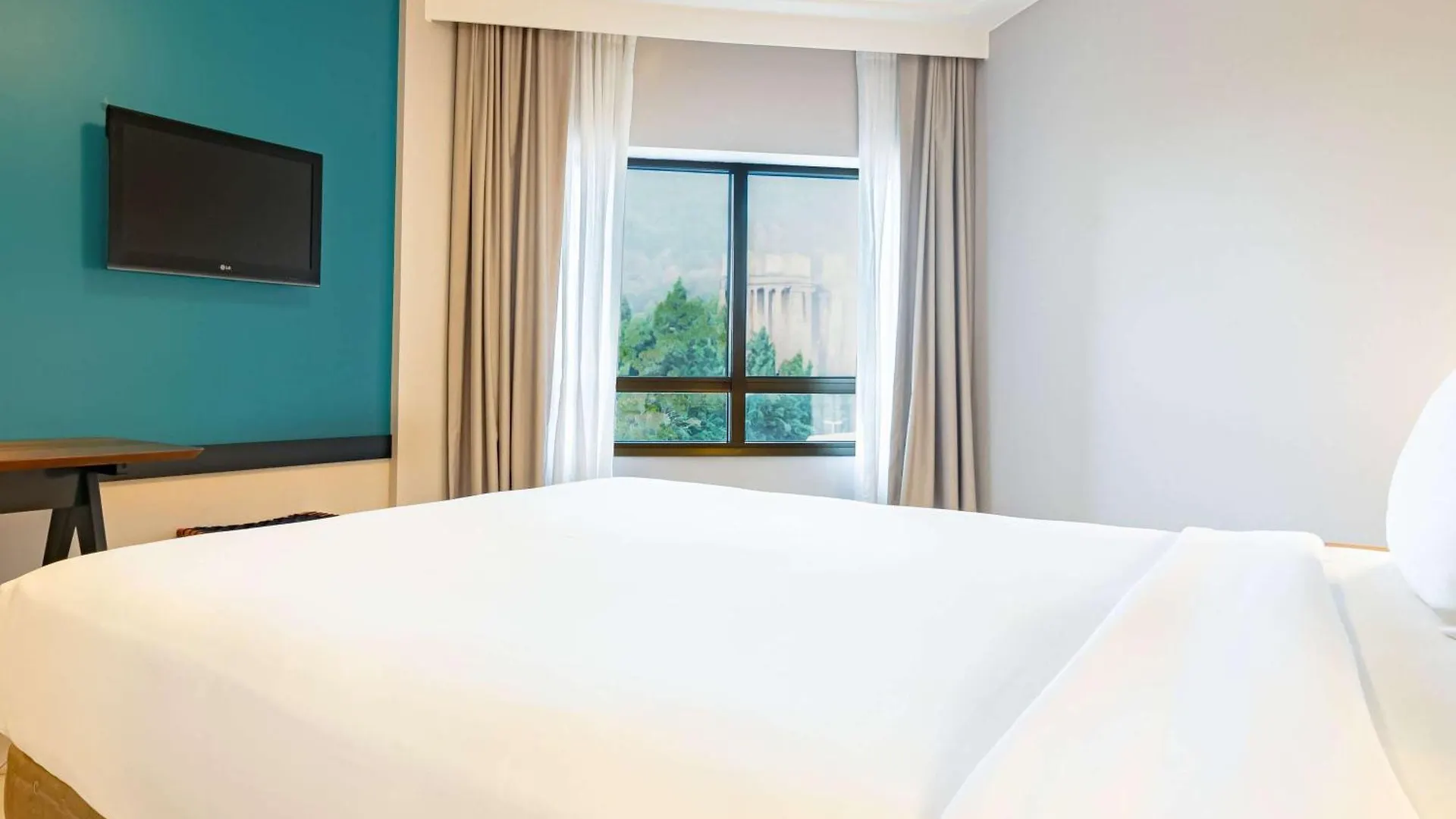 Mercure Florianopolis 4*,  Brazil